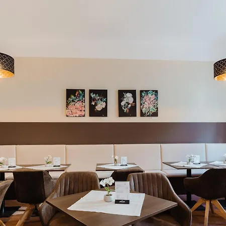 Hotel Monti 4*
