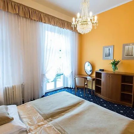 Hotel Monti