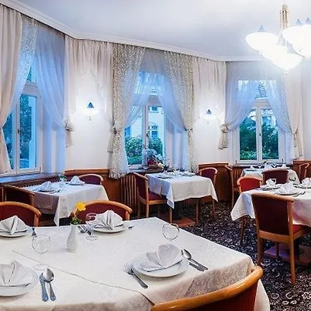 Hotel Monti