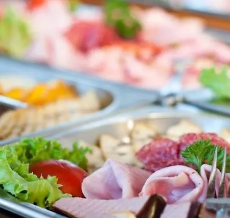 Monti Františkovy Lázně